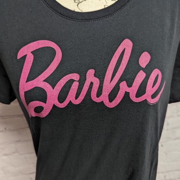 Port and company Barbie graphic T. Large. 583 - Picture 5 of 5